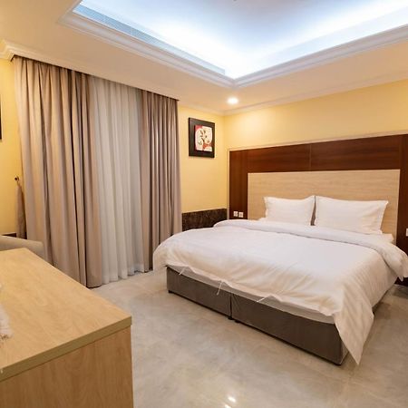 Dar Al Masarat Served Apartments เจดดาห์ ภายนอก รูปภาพ