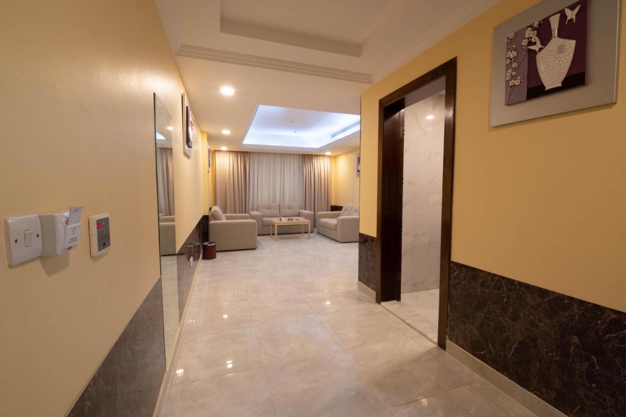Dar Al Masarat Served Apartments เจดดาห์ ภายนอก รูปภาพ