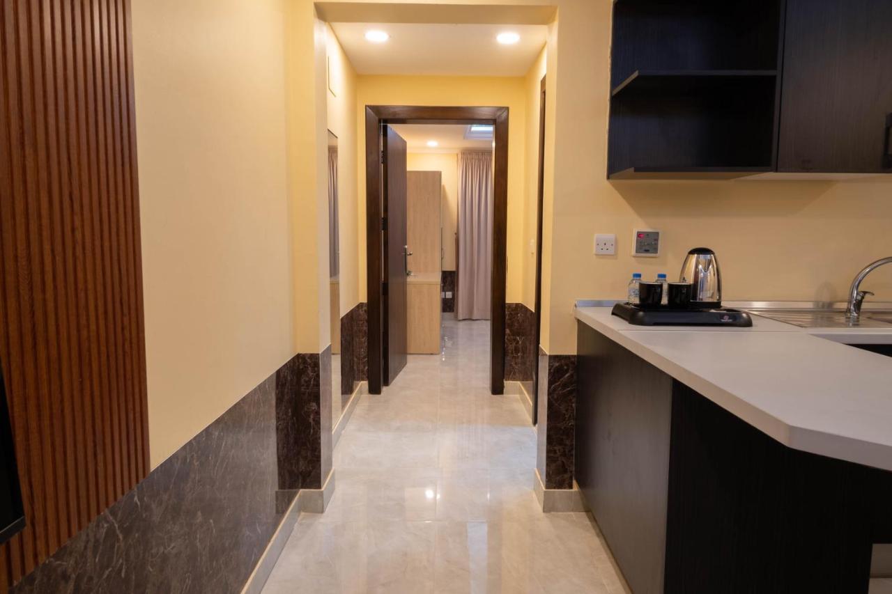 Dar Al Masarat Served Apartments เจดดาห์ ภายนอก รูปภาพ